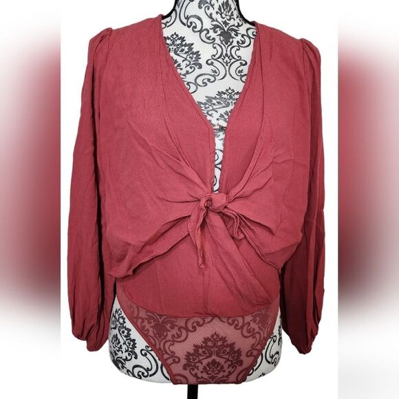 ASTR Balloon Sleeve Tie Front Bodysuit size Medium - Picture 1 of 5